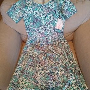 Lularoe Amelia small, NWT